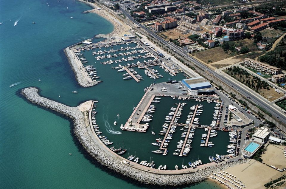 Vista aèria del Port Balís a Llavaneres Vista aèria del Port Balís a Llavaneres
