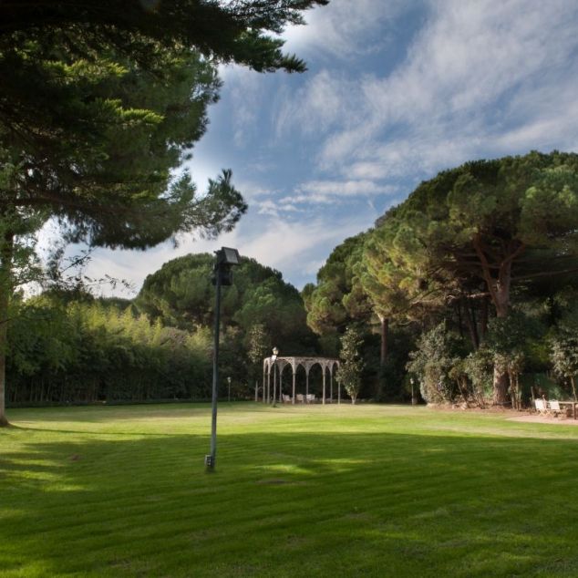 La Villa Bugatti, a Cabrera de Mar La Villa Bugatti, a Cabrera de Mar