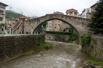 La ruta té com a punt de sortida i d'arribada La Pobla de Lillet