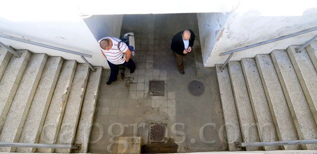 La salida hacia el paseo marítimo del paso de la calle Jordi Joan