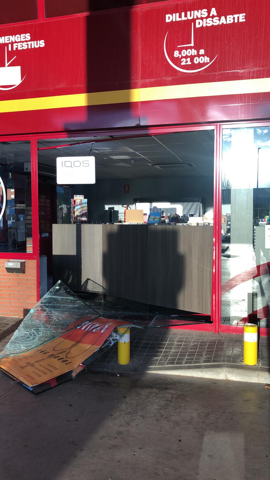 Entran a robar a un estanco de Mataró