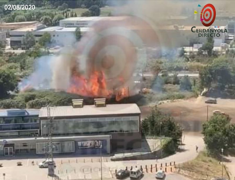 L'incendi del Sorrall. Vídeo: Cerdanyola Directo