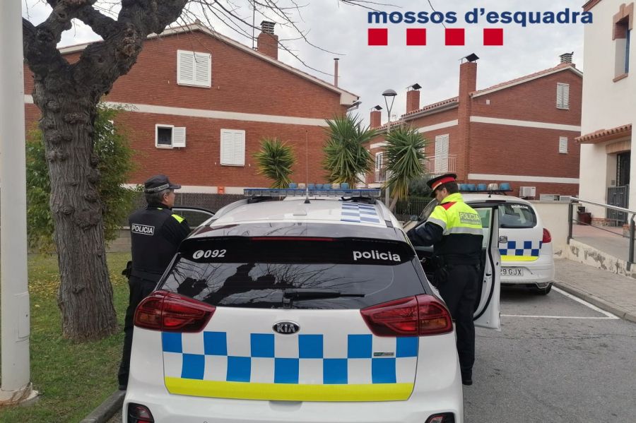 Imatge d'arxiu d'un dispositiu policial al Maresme, on els Mossos van detenir els menors. Foto: Mossos