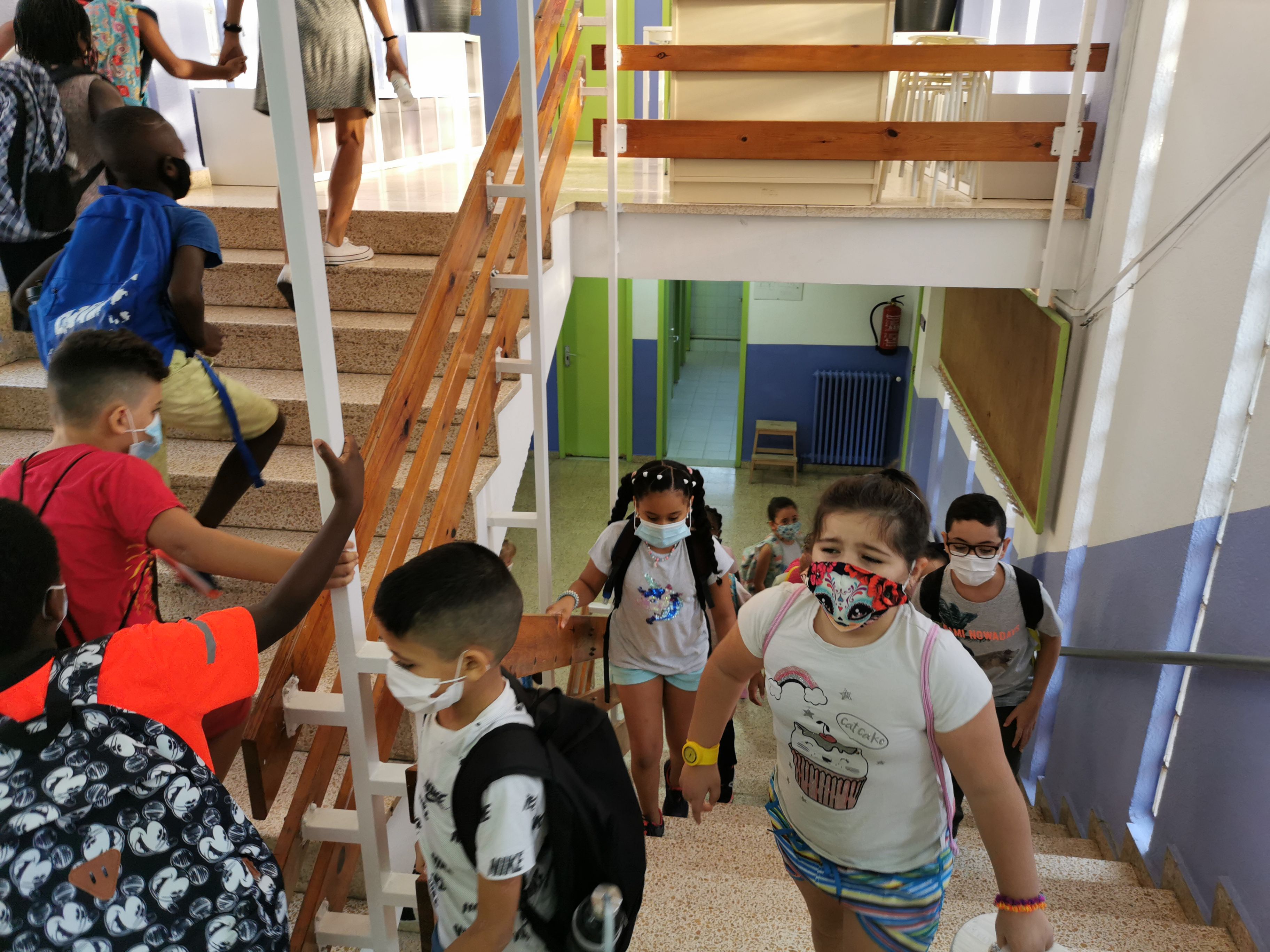 Alumnes a l'Escola Germanes Bertomeu de Mataró, en l'inici de l'actual curs Foto: R.Gallofré