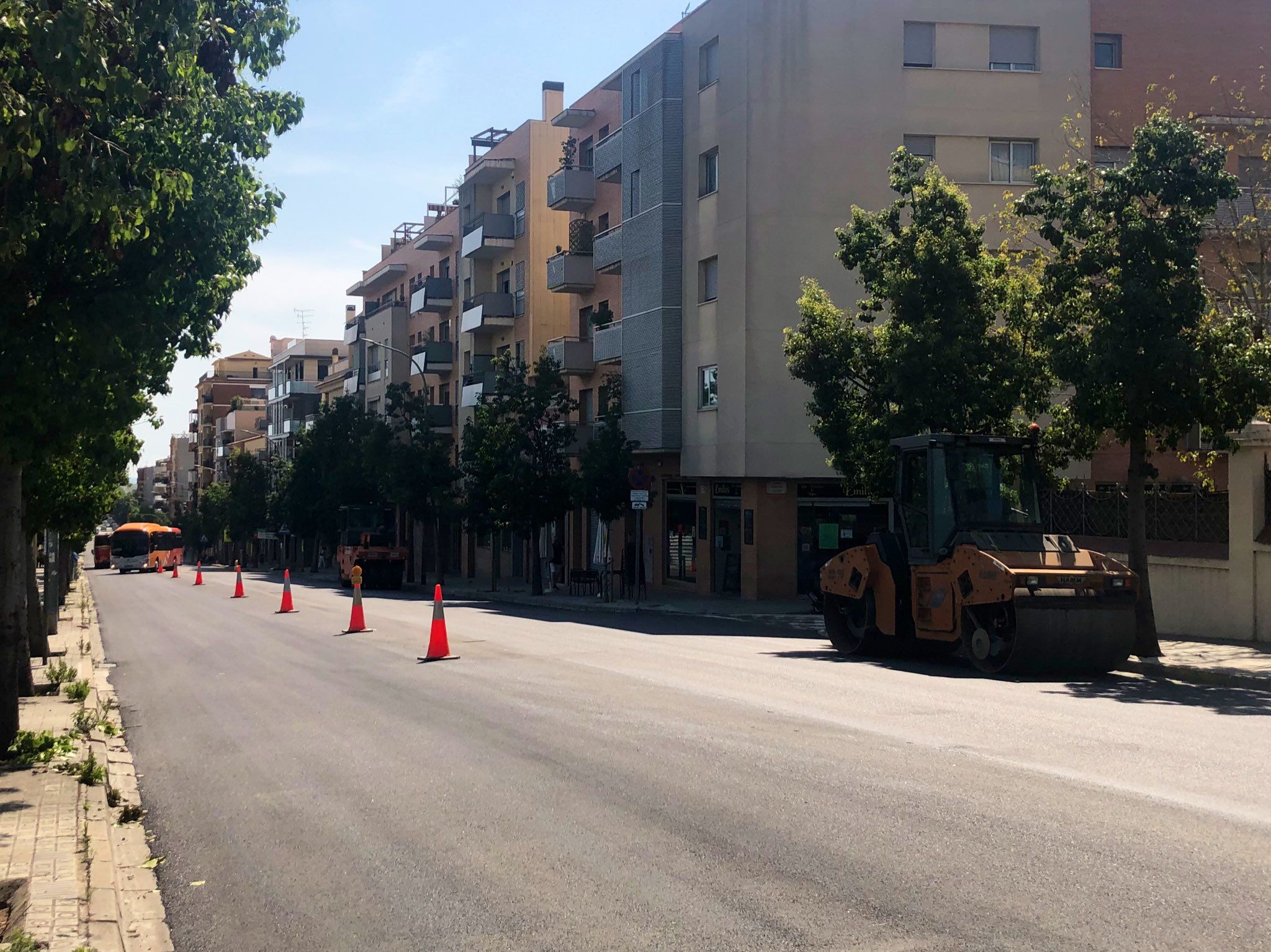 Renovación del asfalto de la ronda de la República. Foto: Ayuntamiento de Mataró