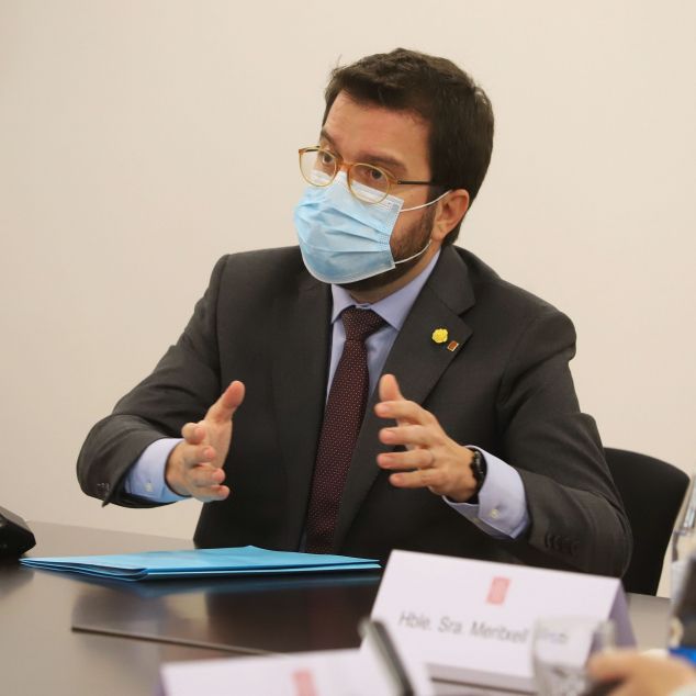 El vicepresident del govern de la Generalitat, Pere Aragonès, anuncia que s'aplicarà el toc de queda. Foto:ACN El vicepresident del govern de la Generalitat, Pere Aragonès, anuncia que s'aplicarà el toc de queda. Foto:ACN