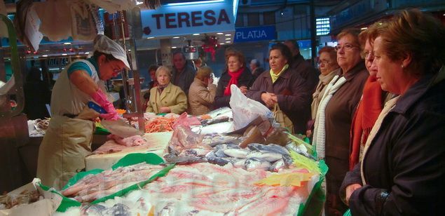 Una pescadería de la plaza de Cuba