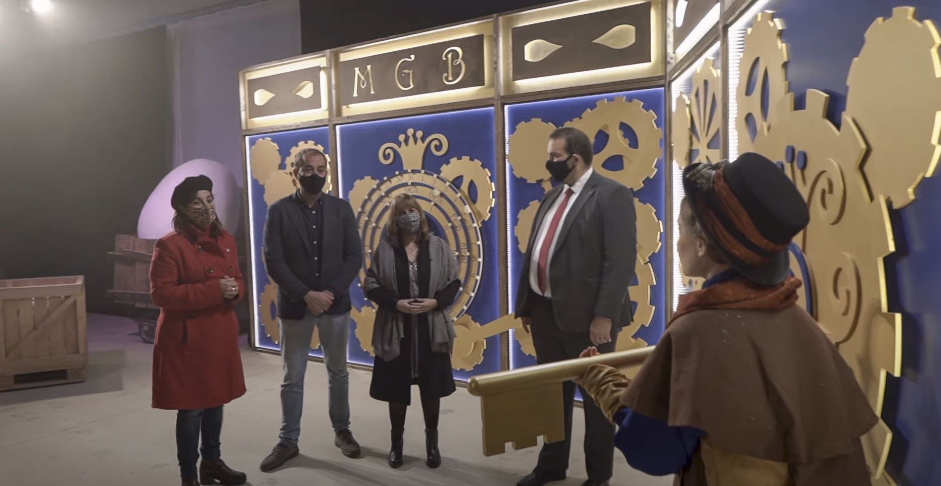 Un moment del vídeo de l'encesa dels llums