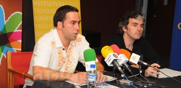 Penedès (derecha), con Jordi Herreruela, director del Festival