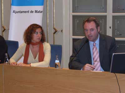 Alícia Romero amb Saldaña durant la conferència.