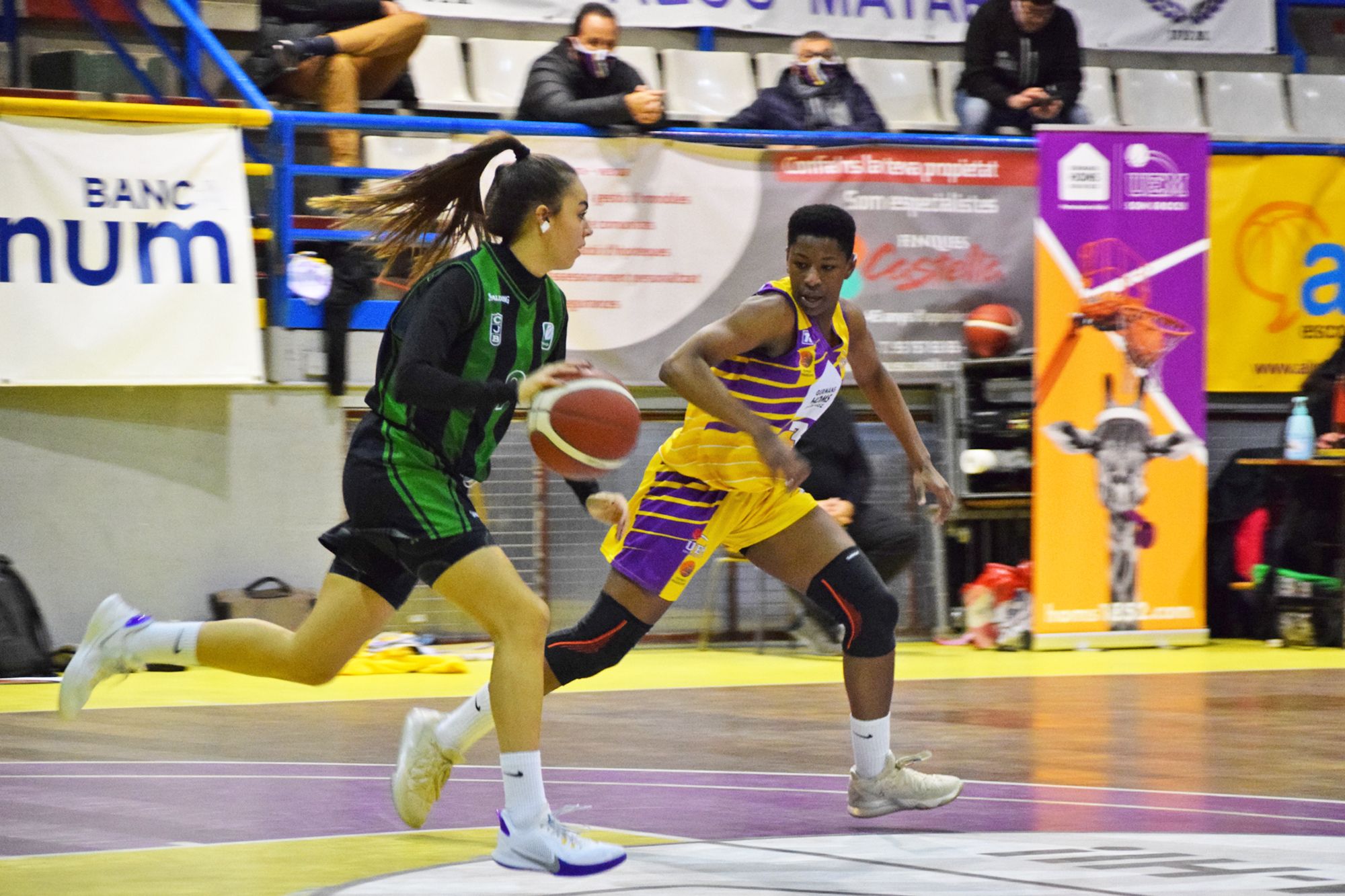 Nahawa Diarra, en el partit entre Germans Homs i Joventut
