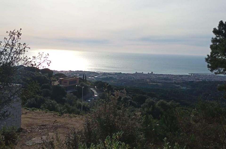 Vista de Mataró des del Camí de la Cornisa Vista de Mataró des del Camí de la Cornisa