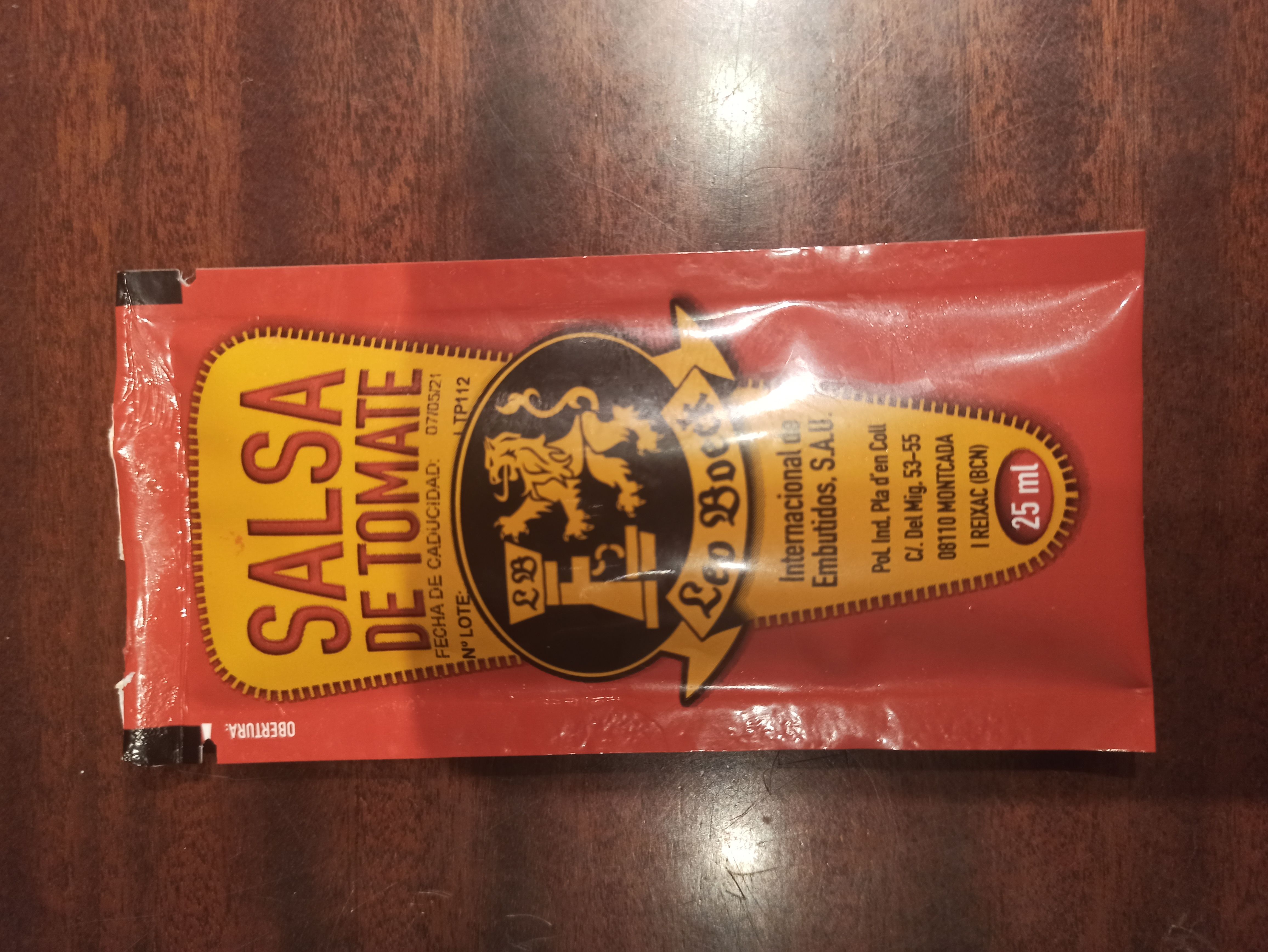 La salsa de tomàquet és única. La salsa de tomàquet és única.
