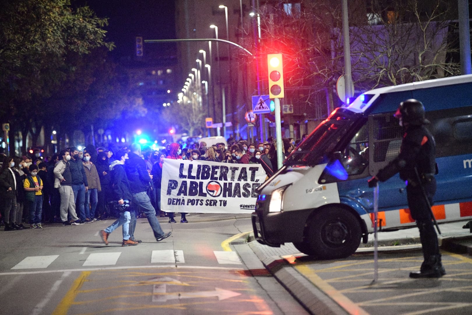 Manifestació a Mataró per la condemna de Hasél. Fotos: R. Gallofré