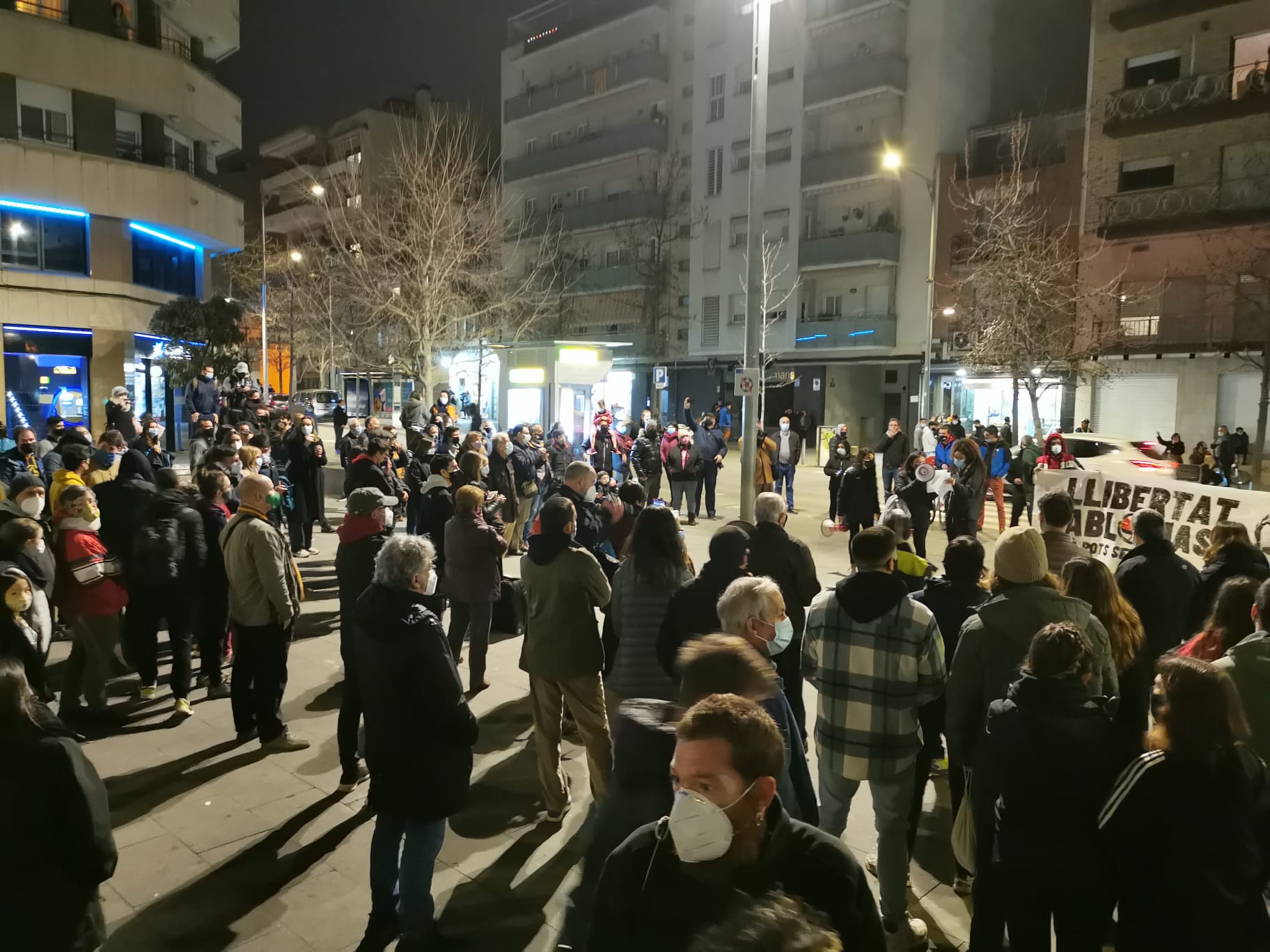 La concentració va començar a plaça Illa Cristina La concentració va començar a plaça Illa Cristina