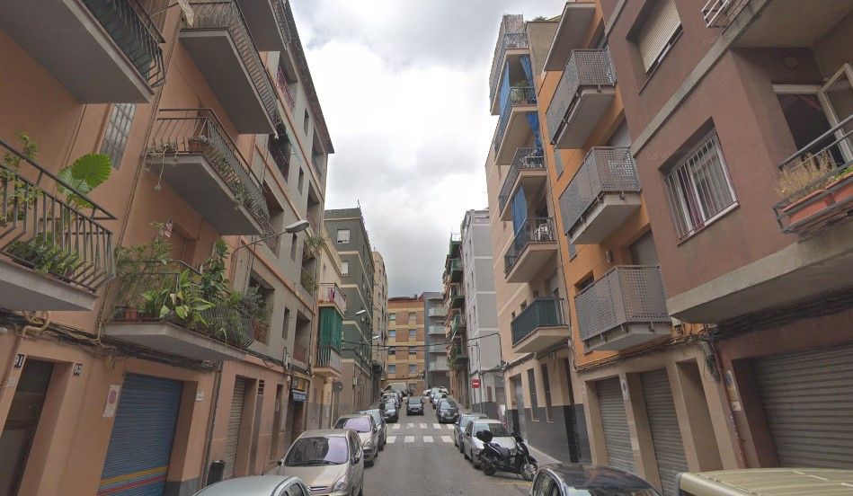La calle México, donde está ubicado el bar del barrio de Rocafonda