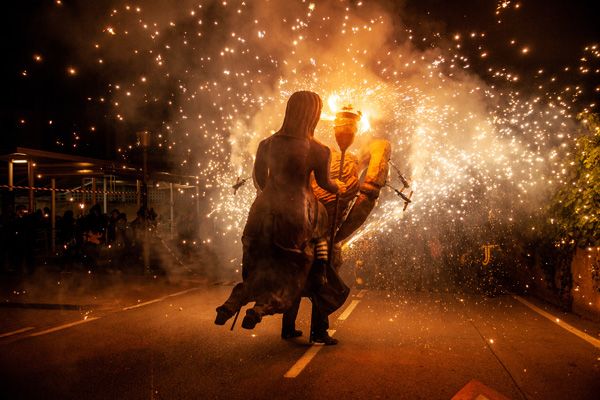 Cabrera s’engalana per viure la Festa de les Bruixes