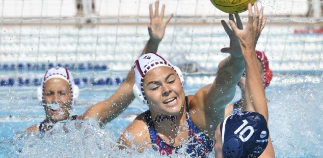 Waterpolo femení final de la lliga 2020-2021 partit entre el CN Mataró i el CN Sabadell. Foto: R.Gallofré Waterpolo femení final de la lliga 2020-2021 partit entre el CN Mataró i el CN Sabadell. Foto: R.Gallofré