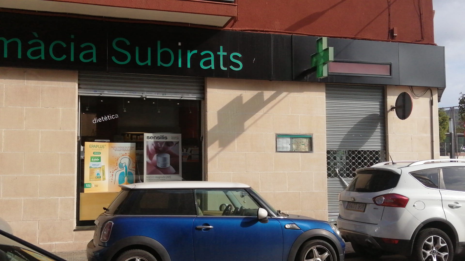 Nuevo robo de madrugada a una farmacia de Mataró