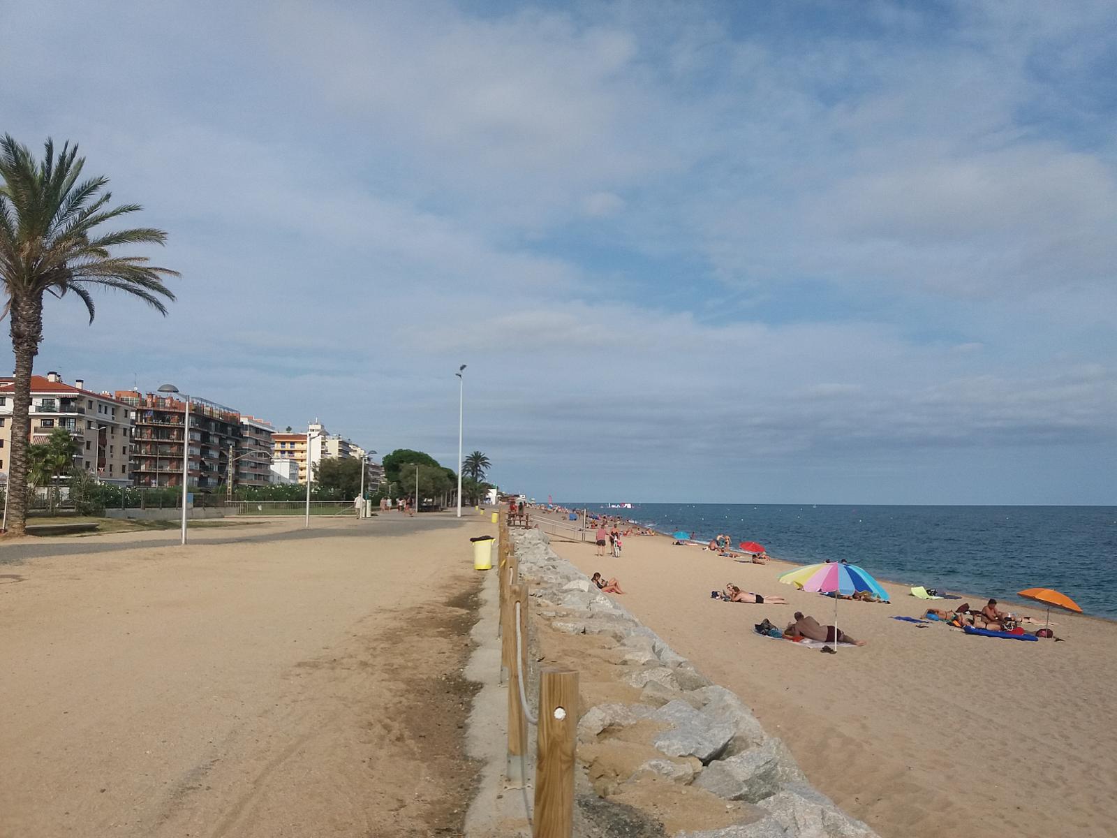 Pineda, la primera platja lliure de fum del Maresme.