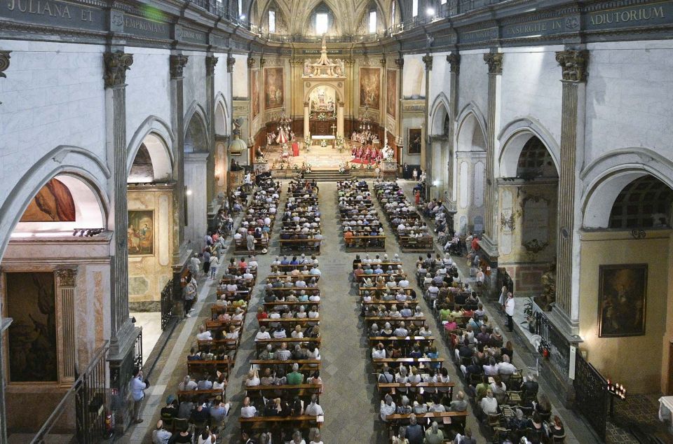 Missa de Les Santes. Foto: R.Gallofré Missa de Les Santes. Foto: R.Gallofré
