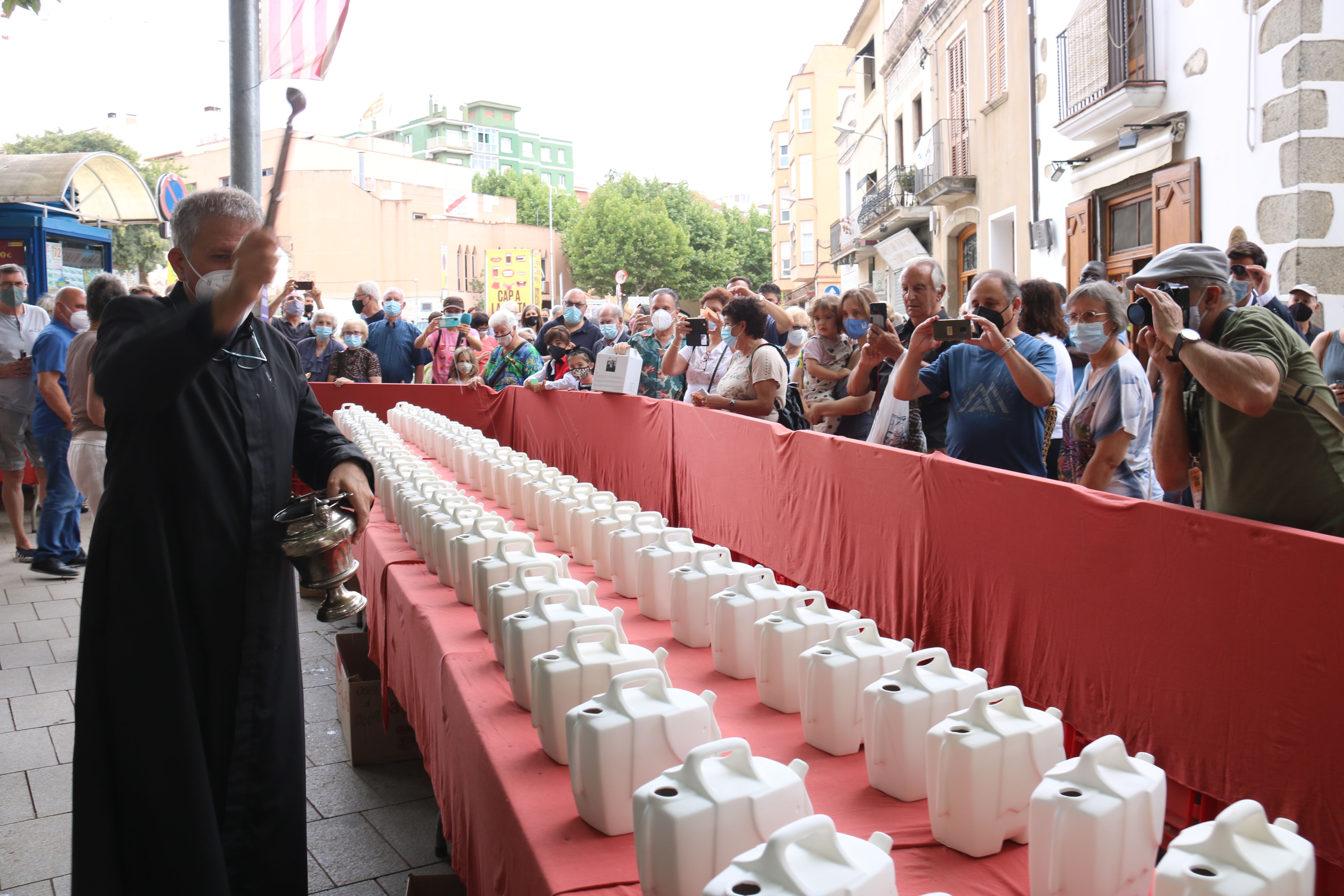 Benedicció dels càntirs d'enguany a Argentona