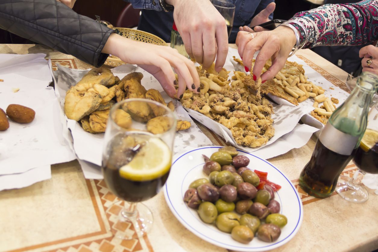 De tapa en tapa por Andalucía.
