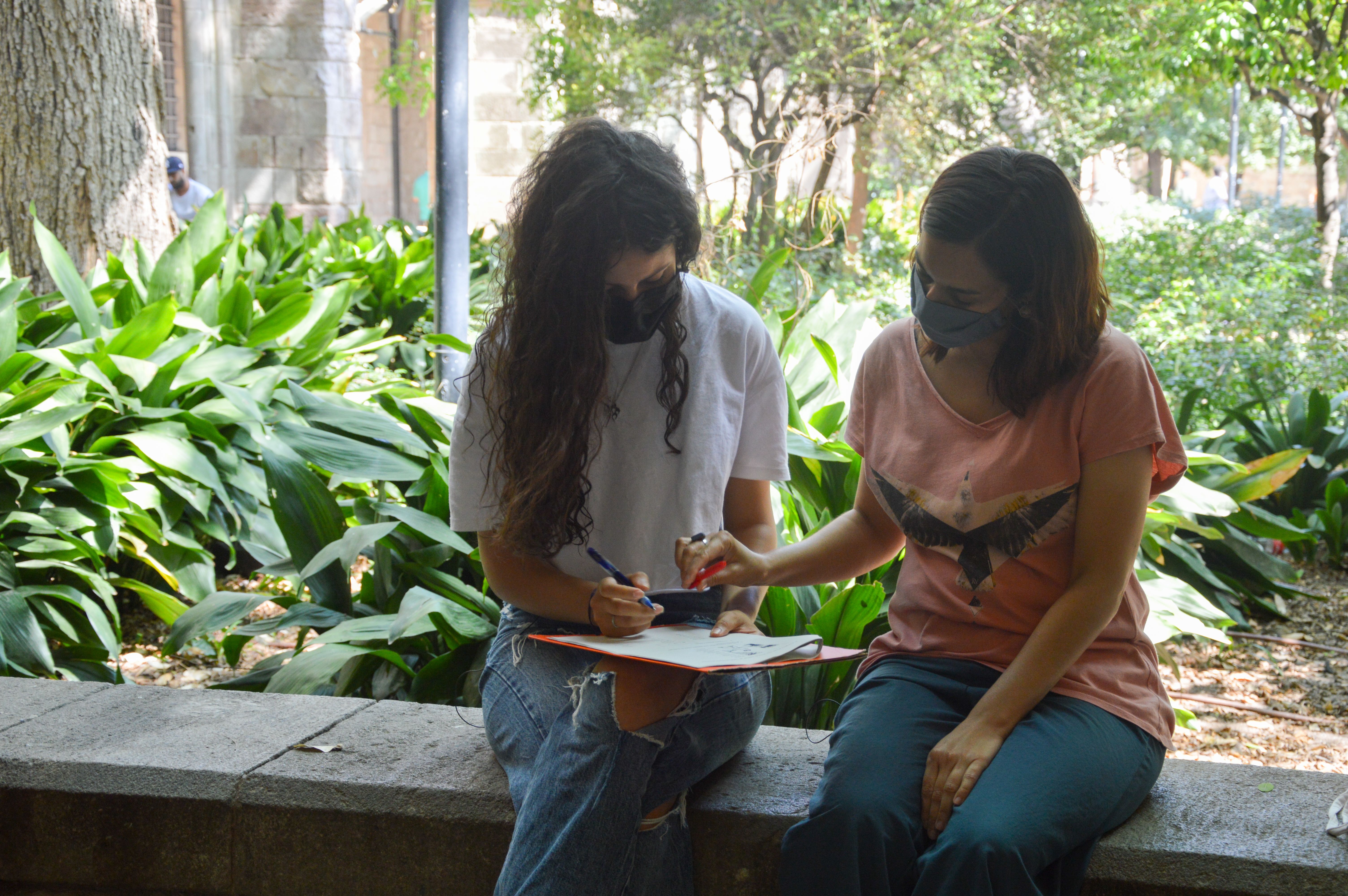 Hacer actividades, quedar, charlar, compartir... todo entra a la mentoria. Cedida.