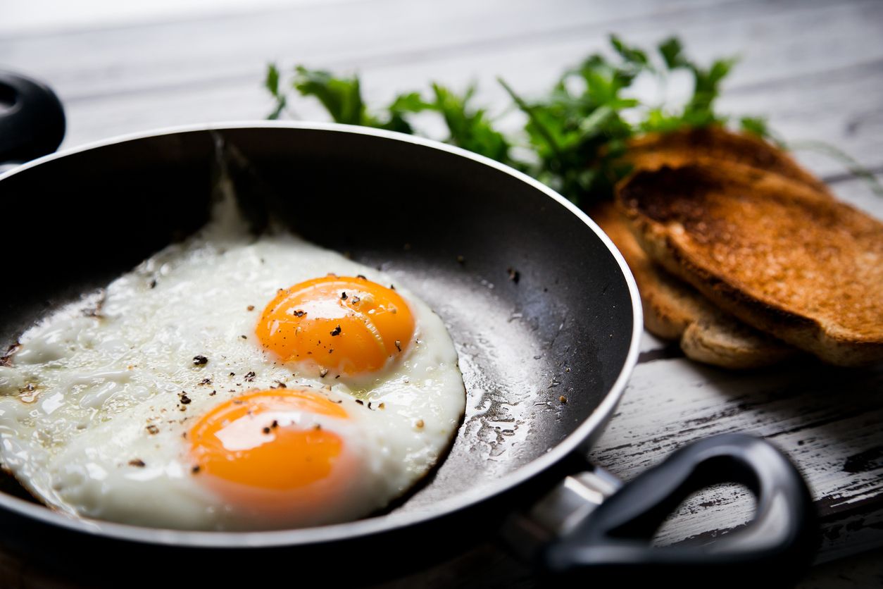 Huevos ferrats.