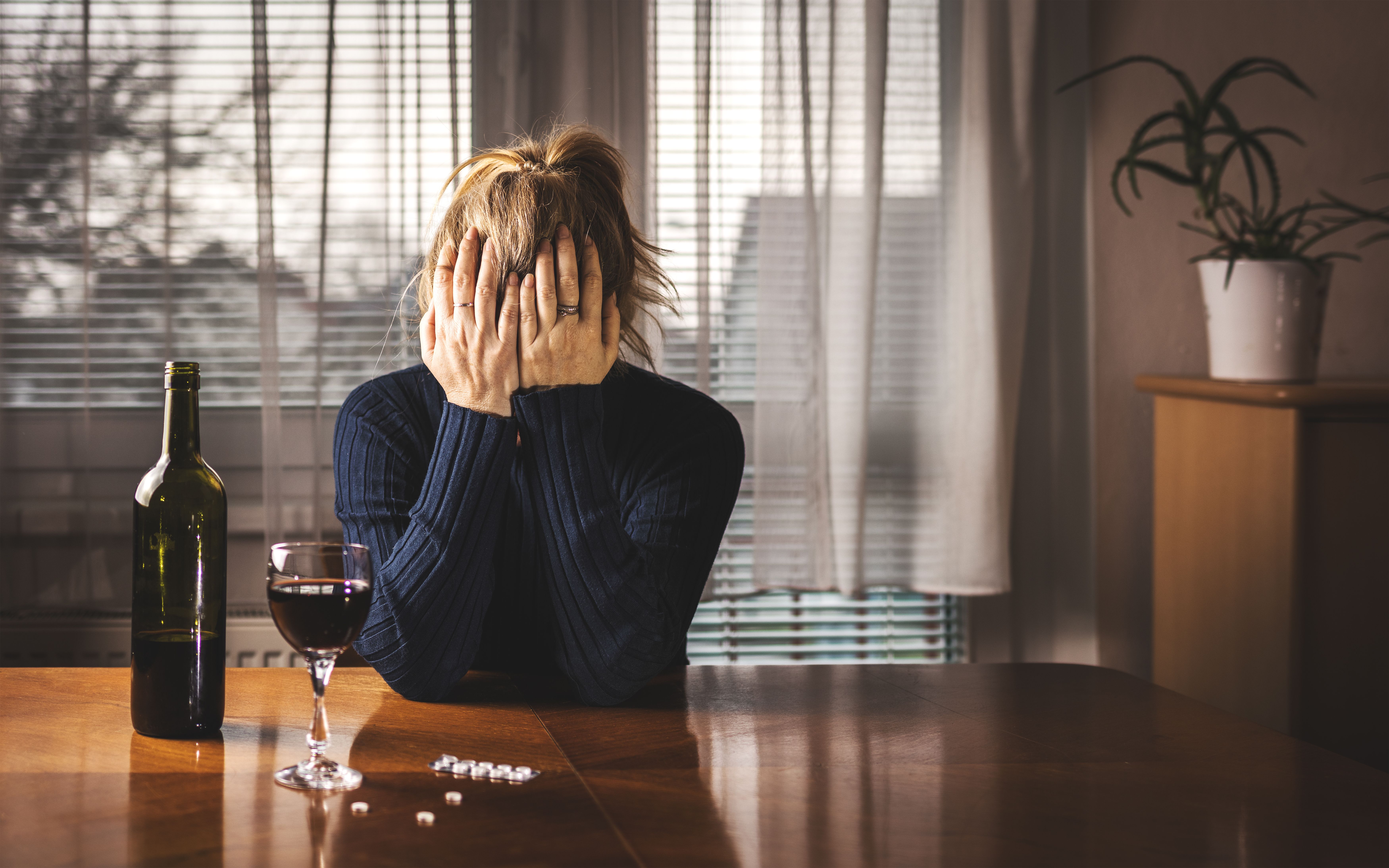 Más prebiòtics y probiòtics, menos adicción al alcohol