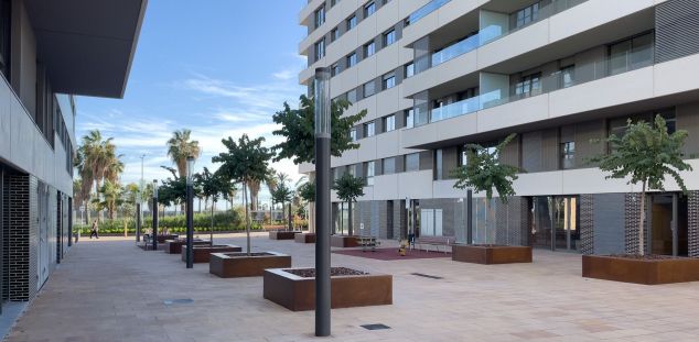 Nou espai Av. Maresme amb carrer Lepanto urbanisme habitatge. Foto: R.Gallofré Nou espai Av. Maresme amb carrer Lepanto urbanisme habitatge. Foto: R.Gallofré