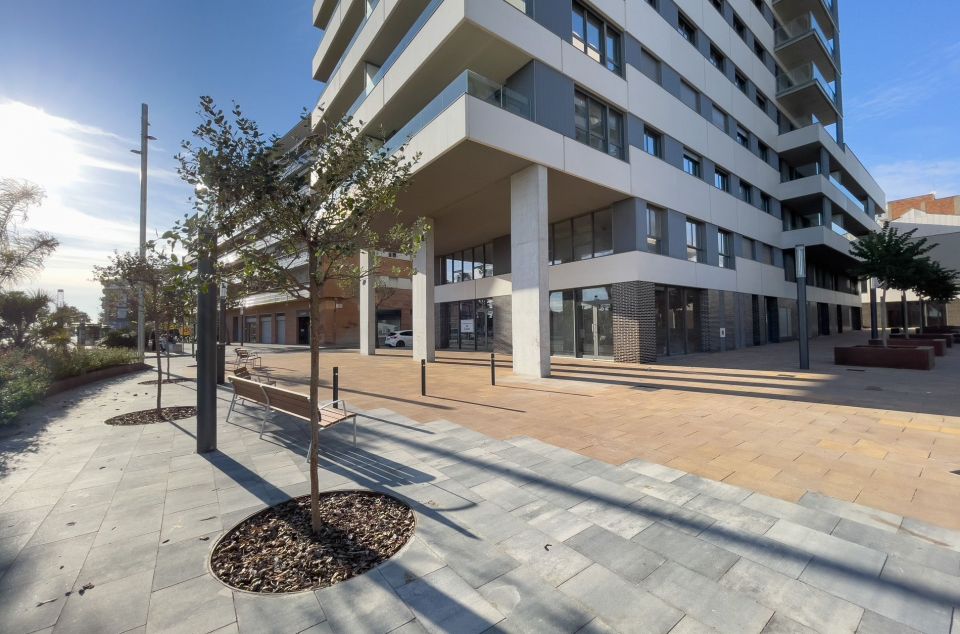 Nou espai al front marítim, entre els carrers Lepanto i Sant Agustí. Foto: R.Gallofré Nou espai al front marítim, entre els carrers Lepanto i Sant Agustí. Foto: R.Gallofré