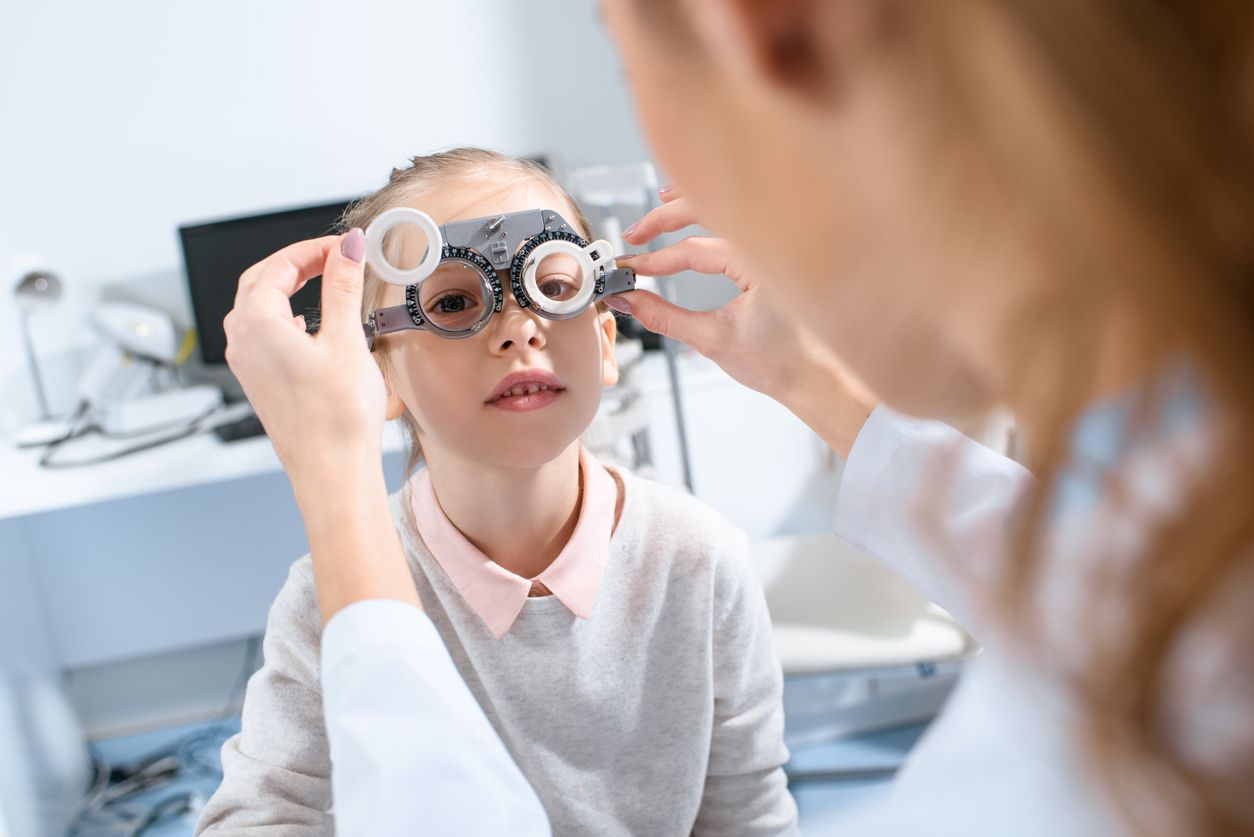 Optometrista para analizar la vista y encontrar soluciones.