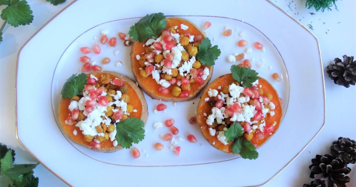 Calabaza cocida con granada y hecho, un entrante diferente