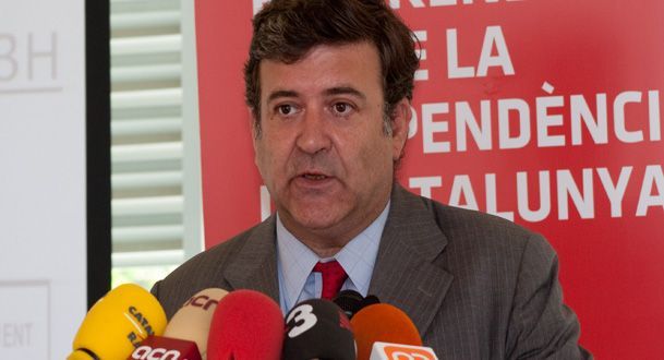 López Tena, en roda de premsa López Tena, en roda de premsa