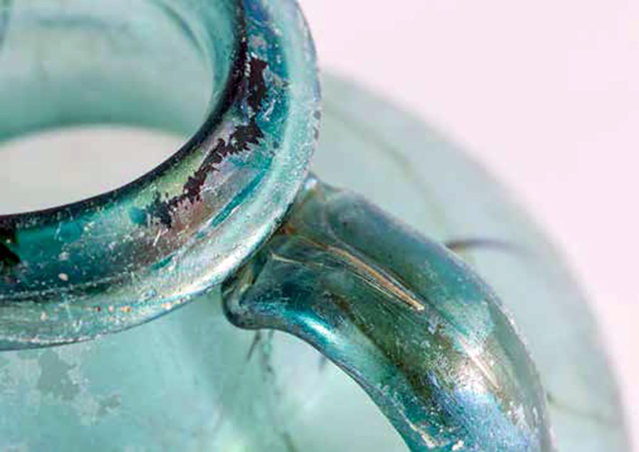 Una de les peces de la col·lecció de vidre del Museu