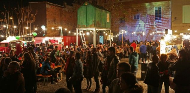 Molt ambient de nit al Rec.o Molt ambient de nit al Rec.o