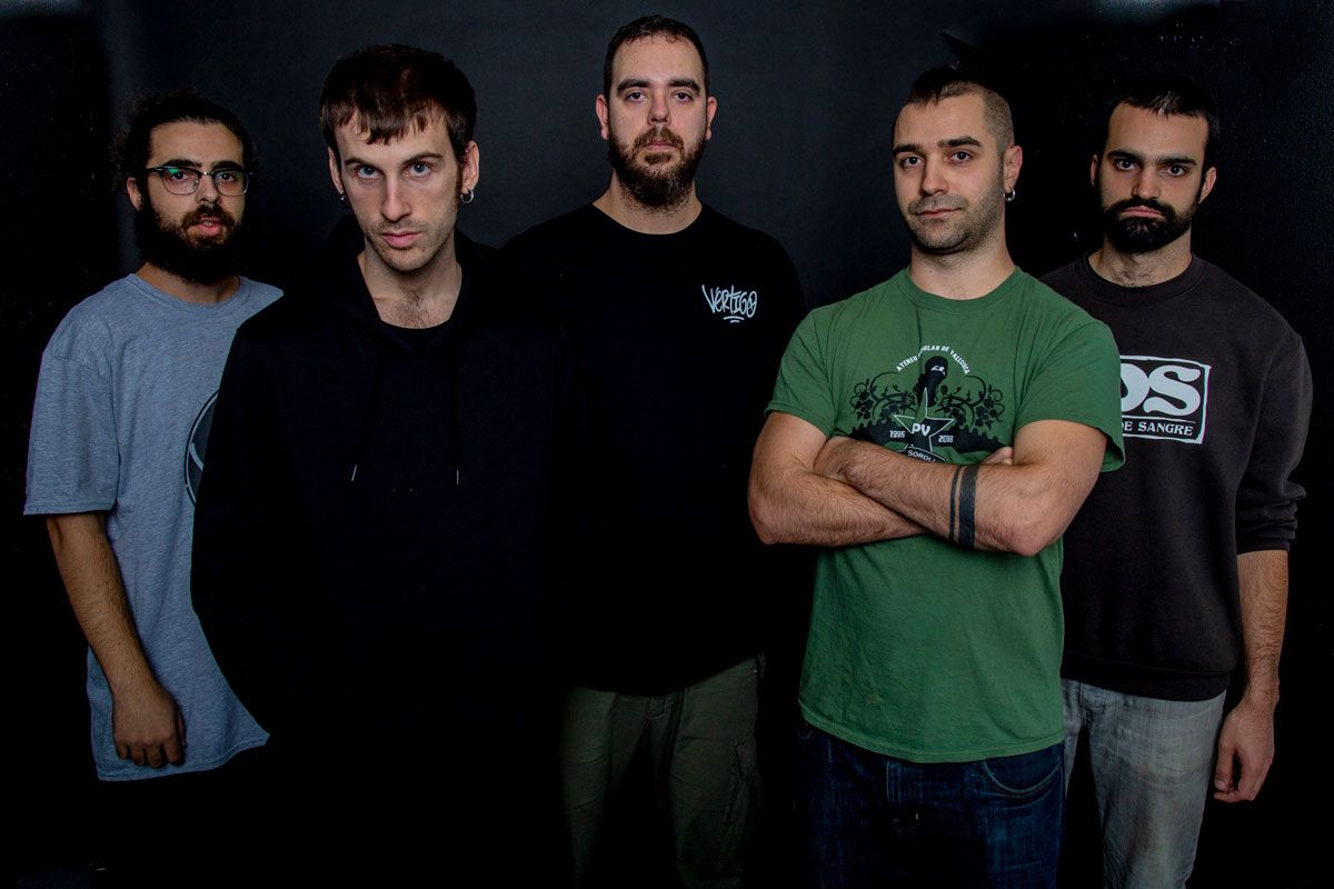 grupo lagrimas de sangre 1200x800