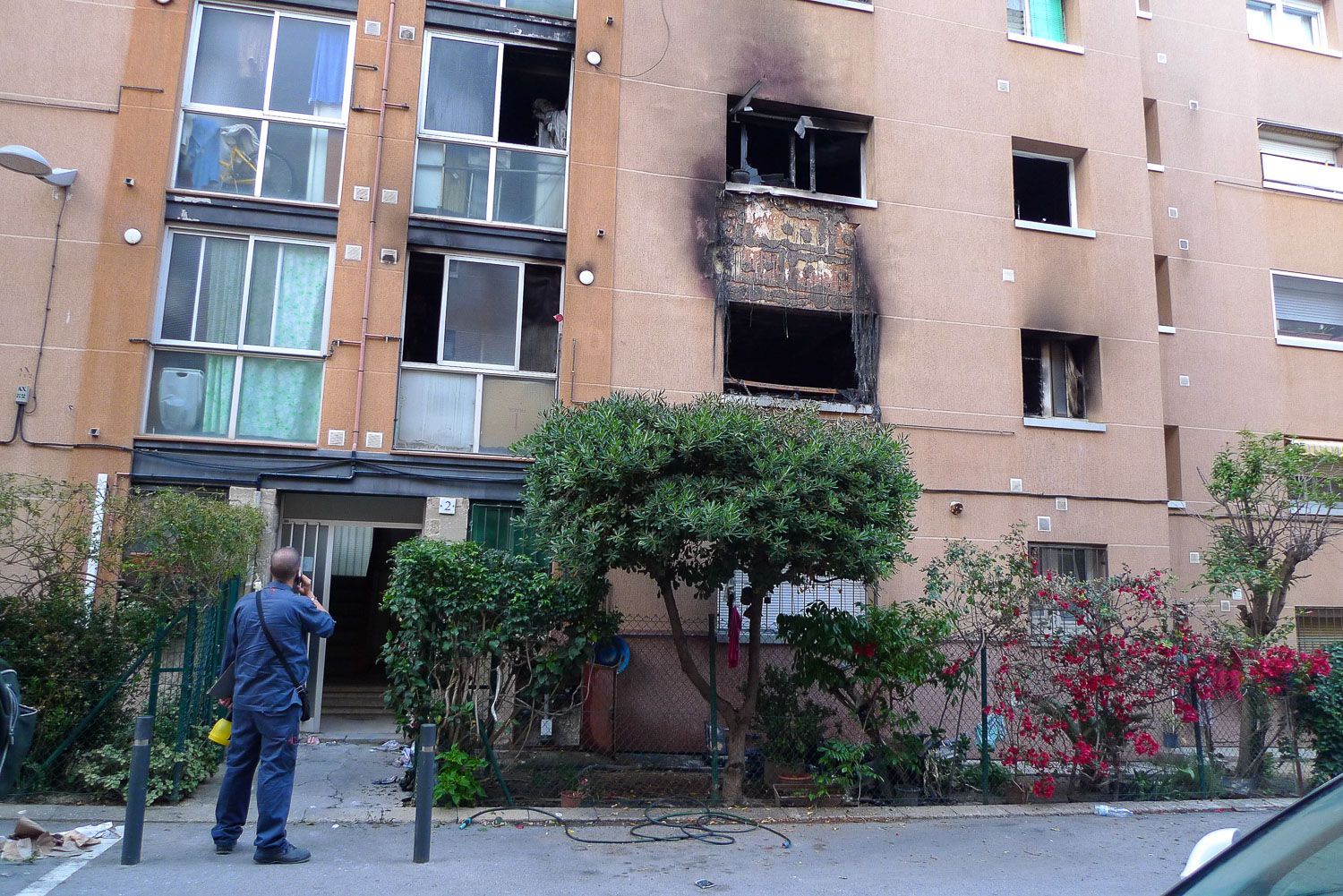 Fachada del edificio afectado. Foto: R.Gallofré