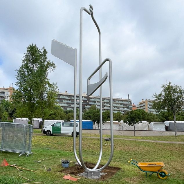Monument Covid al Nou Parc Central. Foto: R.Gallofré Monument Covid al Nou Parc Central. Foto: R.Gallofré