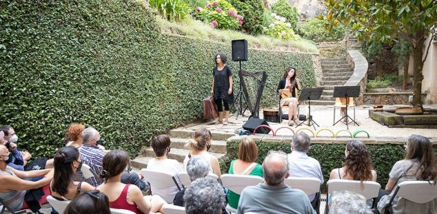 T’atreveixes a tenir confiança cega amb el Poesiai+? T’atreveixes a tenir confiança cega amb el Poesiai+?