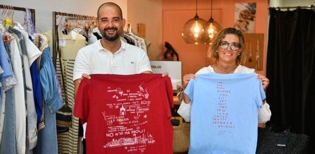 Així és la samarreta de Les Santes 2022. Foto: R. Gallofré Així és la samarreta de Les Santes 2022. Foto: R. Gallofré
