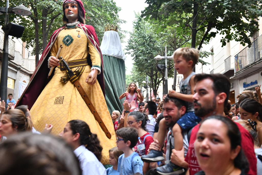 Al De Parranda! s'ho passen bé els fills i els pares. Foto: R. Gallofré Al De Parranda! s'ho passen bé els fills i els pares. Foto: R. Gallofré