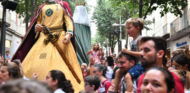 Al De Parranda! s'ho passen bé els fills i els pares. Foto: R. Gallofré Al De Parranda! s'ho passen bé els fills i els pares. Foto: R. Gallofré