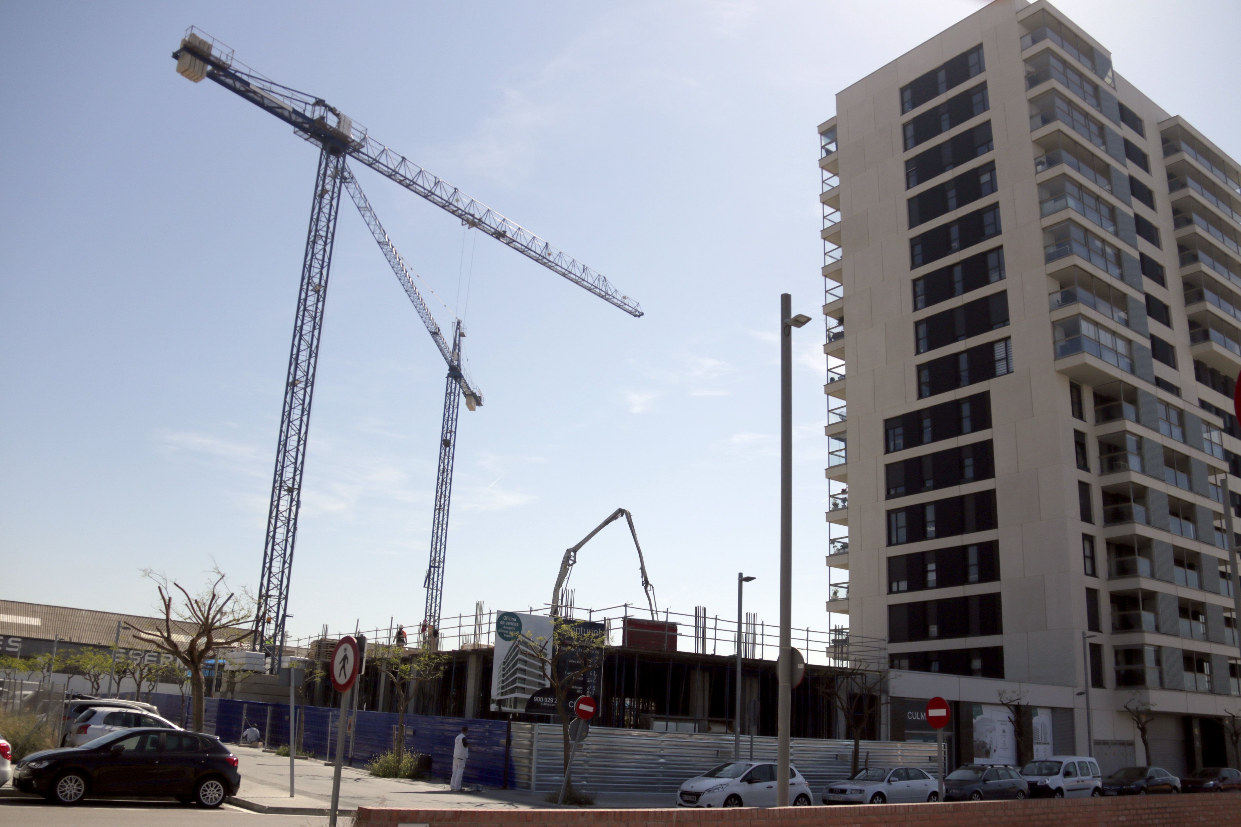 Les hipoteques sobre habitatges a Catalunya creixen un 14,3%