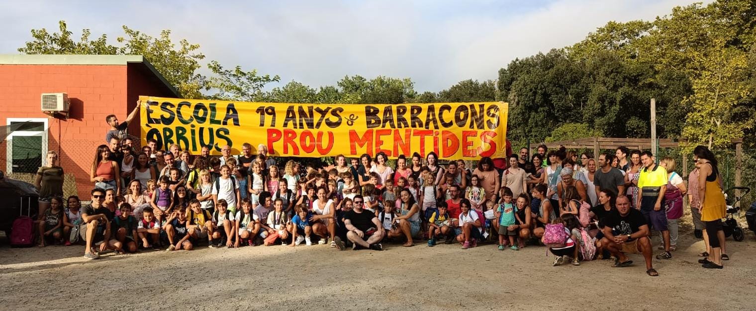 Un altre curs igual a l'escola d'Òrrius: 19 anys en barracons