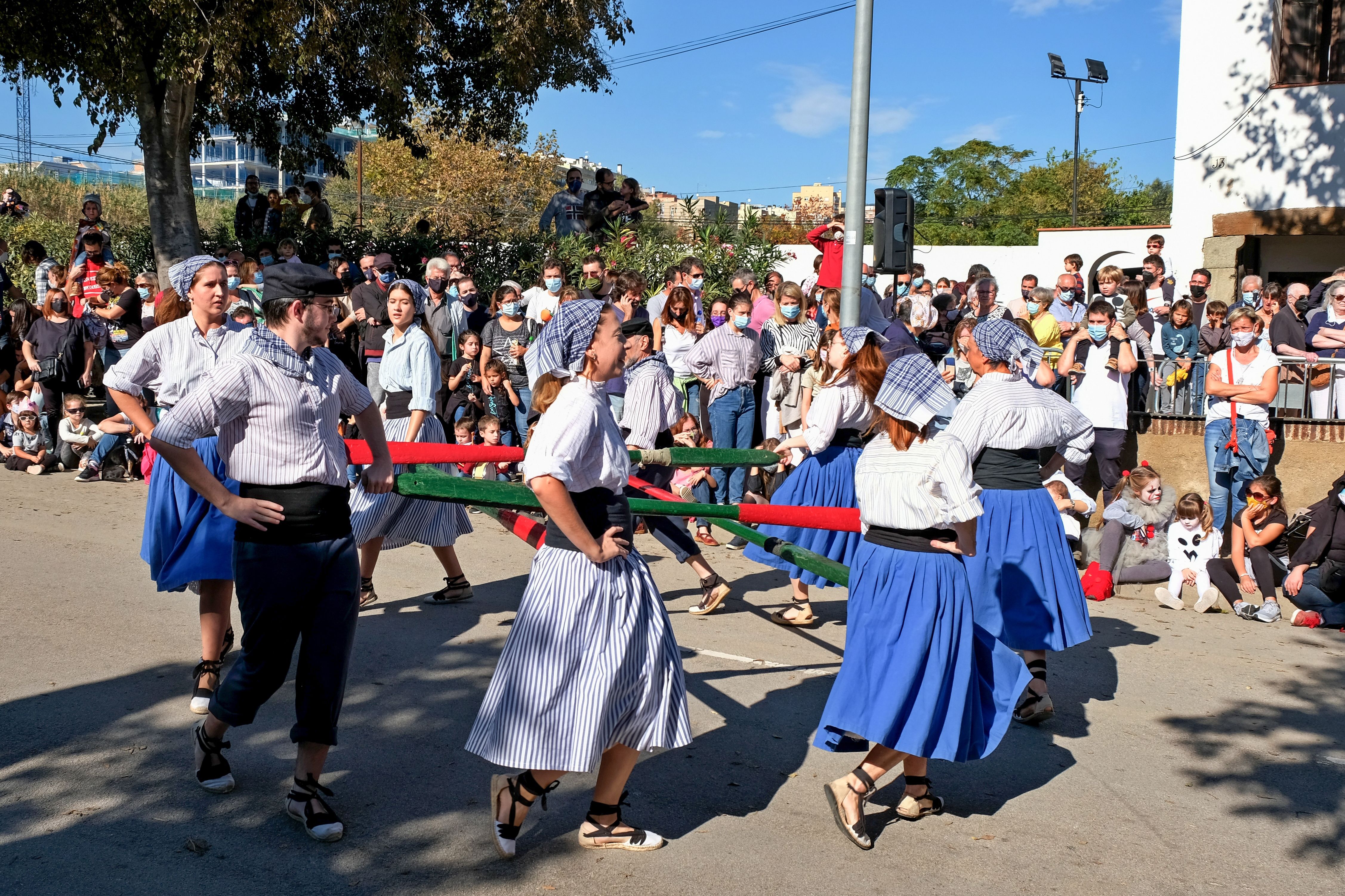 Pura tradició mataronina i sabres a l'Aplec de Sant Simó