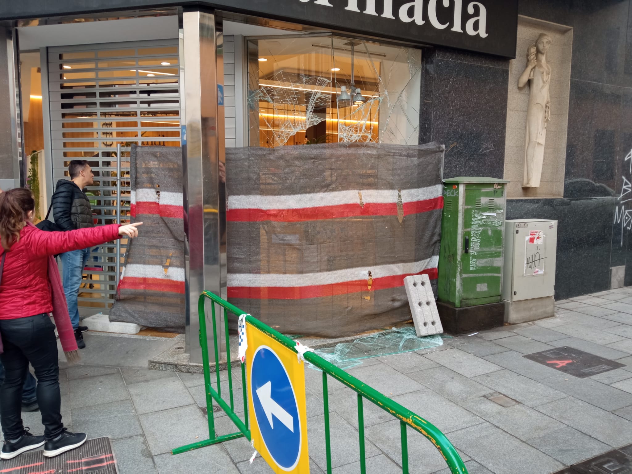 Un altre robatori per la força a una farmàcia de Mataró