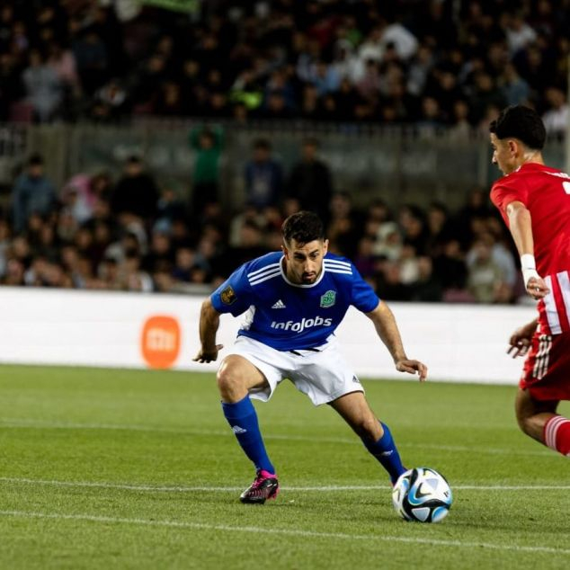 Javi Capilla, en el transcurs de la final de la Kings League contra Aniquiladores, sobre la gespa del Camp Nou. Foto: Condevisual Javi Capilla, en el transcurs de la final de la Kings League contra Aniquiladores, sobre la gespa del Camp Nou. Foto: Condevisual