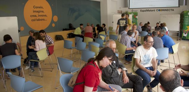 Un moment de la jornada de les comunitats energètiques de l'economia social i solidària Un moment de la jornada de les comunitats energètiques de l'economia social i solidària